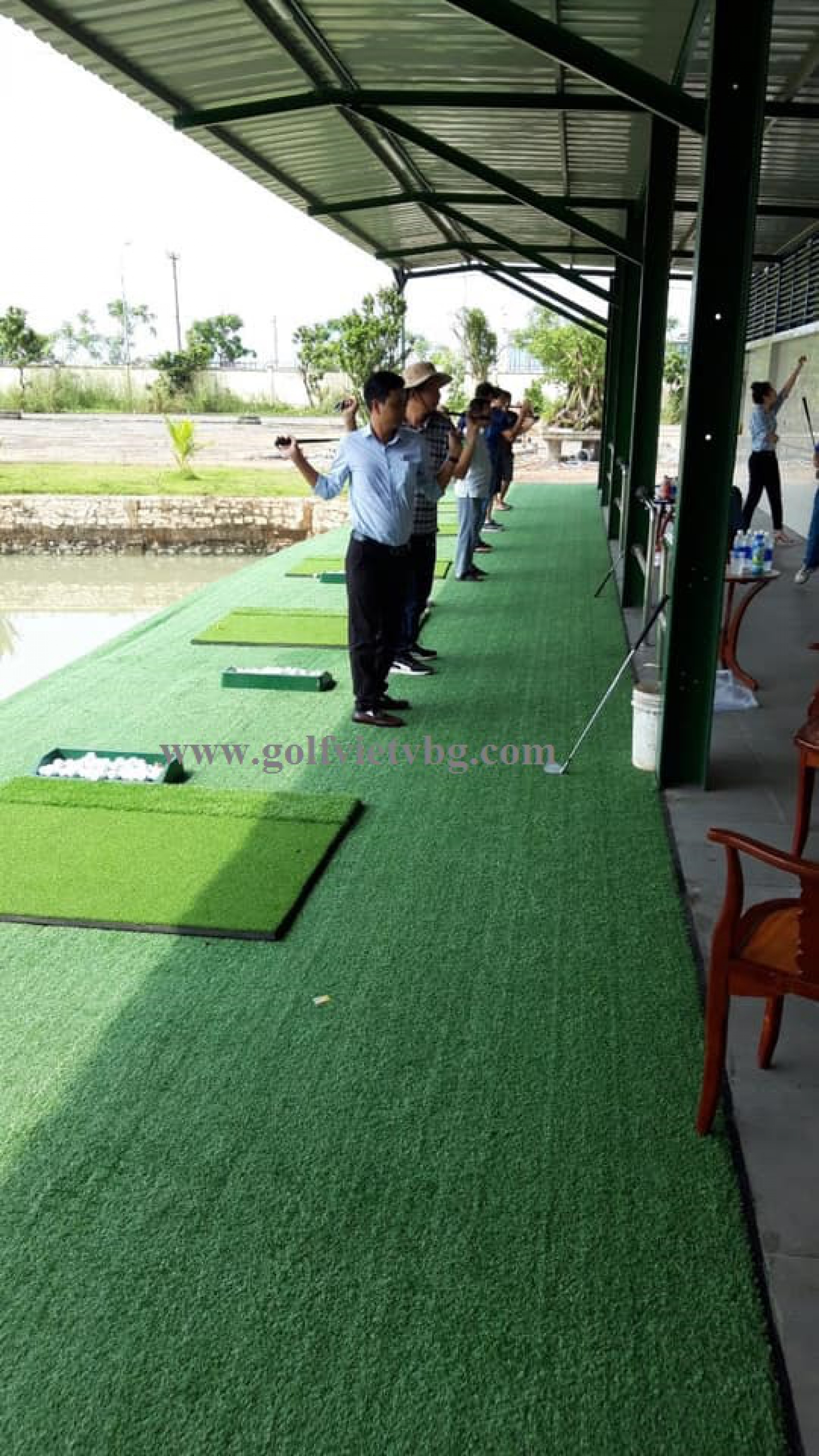 Cung cấp thi công sân tập golf tại SG